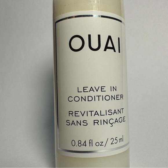 OUAI Leave In Hair Conditioner Mini .84oz Haircare Spray - Picture 3 of 3